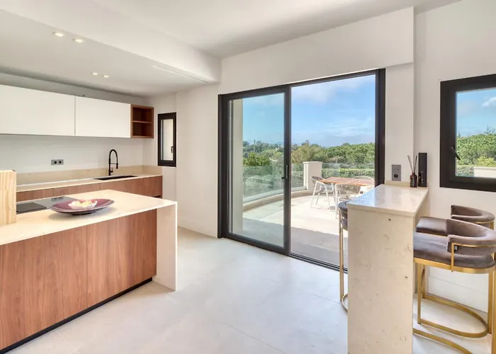 Ref 2144 - Californie- For Rent *