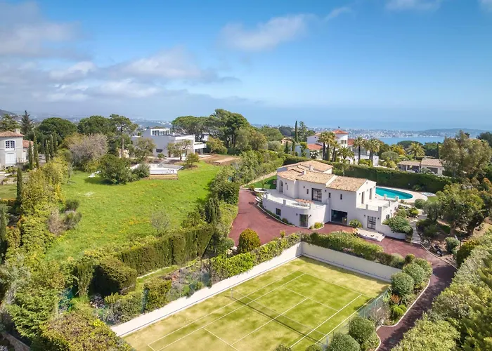 Ref 2144 - Californie- For Rent * Cannes